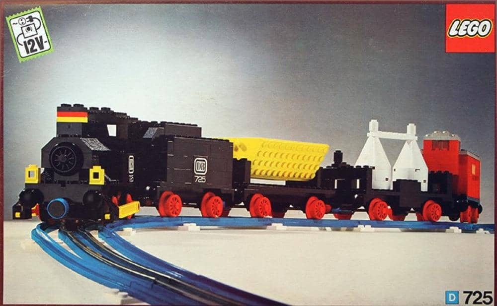 12V Freight Train and Track